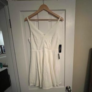 NWT - white Lulus dress size M